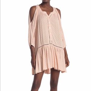 🔥🔥 z & l europe short cold shoulder dress.